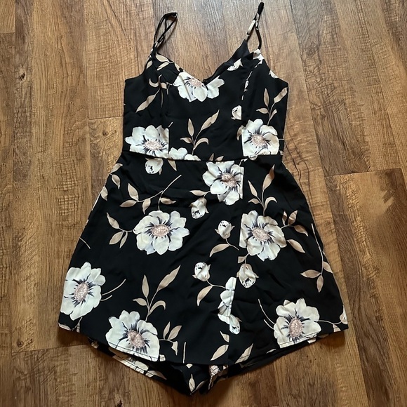 LULU’S Magical Meadow Black Floral Print Skort Dress - Picture 2 of 4